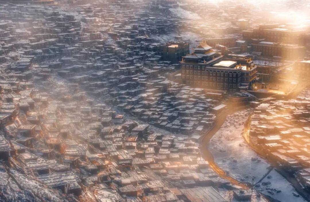 混动市场“杀疯了”！荣威D7 DMH对比秦PLUS DM-i，比亚迪扛得住？